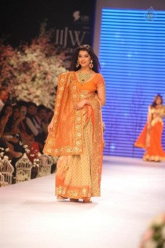 Beti Show by Gitanjali at IIJW 2015 - 89 of 96