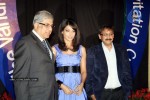 bipasha-launches-vandrevala-foundation-race-trophy