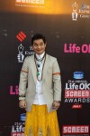 bolly-celebs-at-21st-life-ok-screen-awards-01