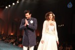 bolly-celebs-at-5th-annual-mijwan-fashion-show