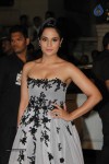 bolly-celebs-at-the-60th-britannia-filmfare-2014-awards-01