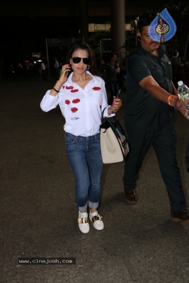 Bollywood Actresses Spotted at Airport - 9 of 42