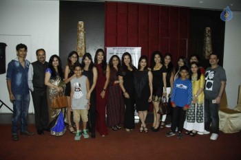 Bollywood Celebrities at Aarti Nagpal Party - 15 of 42