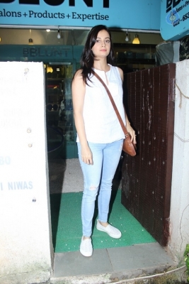 Bollywood Celebrities at B Blunt Saloon - 24 of 28