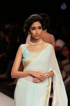 Bollywood Celebrities at IIJW 2015 Show - 79 of 90