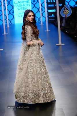 Bollywood Celebrities At Lakme Fashion Week - 9 of 14
