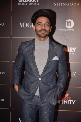 Bollywood Celebrities at Vogue Awards  - 6 of 54