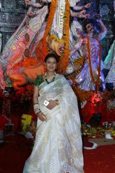 Bollywood Celebrities Attend Durga Pooja - 5 of 41