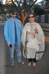 bollywood-celebrities-cast-their-votes