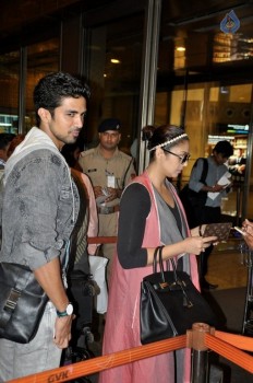 Bollywood Celebrities Spotted at Airport - 20 of 34