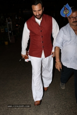 Bollywood Celebrities Spotted at Airport - 3 of 28