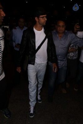 Bollywood Celebrities Spotted at Airport - 1 of 40