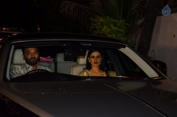 Celebrities at Akshay Kumar Hosted Diwali Party 2015  - 2 of 42