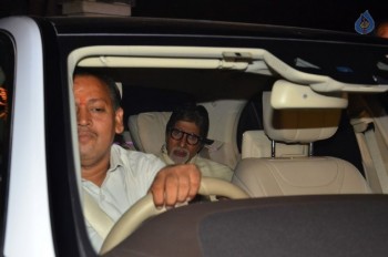 Celebrities at Akshay Kumar Hosted Diwali Party 2015  - 9 of 42