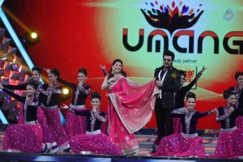 Celebrities Perform at Umang 2017 Show - 63 of 97