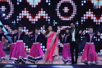 Celebrities Perform at Umang 2017 Show - 68 of 97