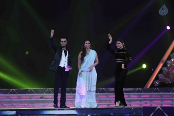 Celebrities Perform at Umang 2017 Show - 70 of 97