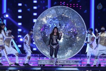Celebrities Perform at Umang 2017 Show - 81 of 97