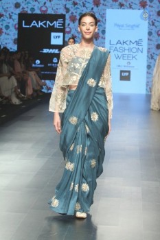 Celebrities Snapped on Day 3 of LFW Summer Resort 2016 - 32 of 57