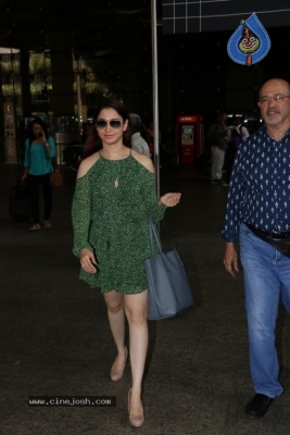 Celebrities Spotted at Airport - 8 of 21