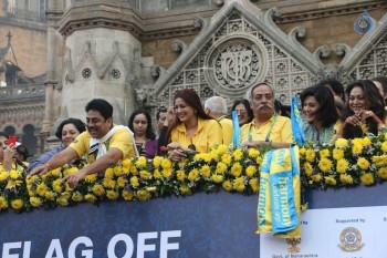 Celebrities Spotted at The Mumbai Marathon 2017 - 12 of 26