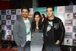 celebs-at-sharafat-gayi-tel-lene-premiere