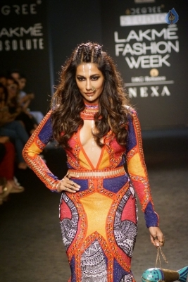 Chitrangada Singh Walks the Ramp at LFW 2017 - 8 of 27