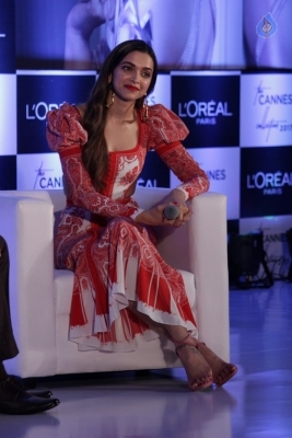 Deepika Unveils Loreal Paris New Cannes Collection 2017 - 1 of 19