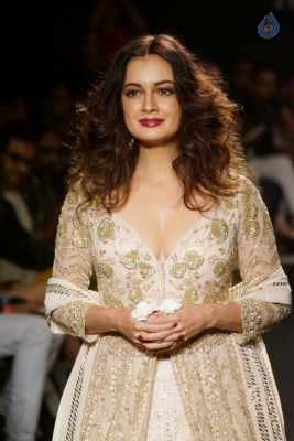 Dia Mirza at LFW Winter Festive 2017 - 3 of 21