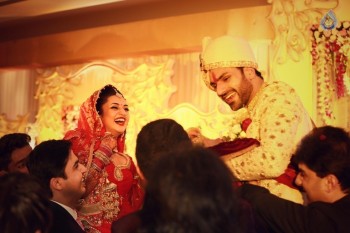 Divyanka and Vivek Wedding Photos - 9 of 14