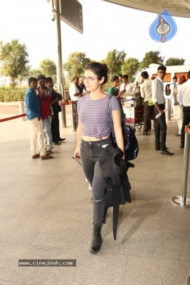 Fatima Sana Shaikh Spotted at Airport - 10 of 10