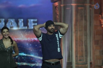Film Dishoom Show at Indias Got Talent - 15 of 42