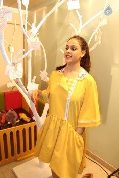 Genelia at Baby and Mother Wellness Centre Launch - 31 of 33