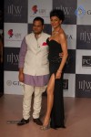 Hot Celebs at IIJW 2012 Show - 4 of 238