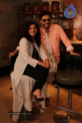 Irrfan Khan n Parvathy Promotes Qarib Qarib Singlle - 10 of 11