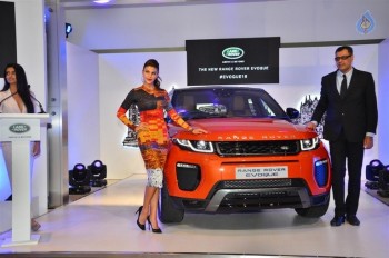 Jacqueline Unveils New Range Rover Evoque - 13 of 19