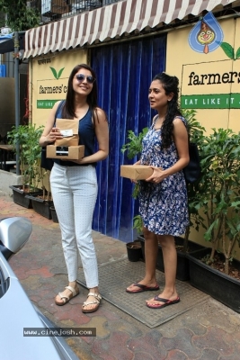 Kajal Aggarwal Spotted at Farmers Cafe - 1 of 7