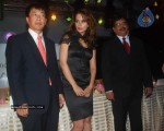 kangana-ranaut-unveils-new-lg-3d-tv