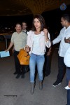 Katrina Kaif & Priyanka Chopra Snapped at Mumbai Airport - 18 of 45