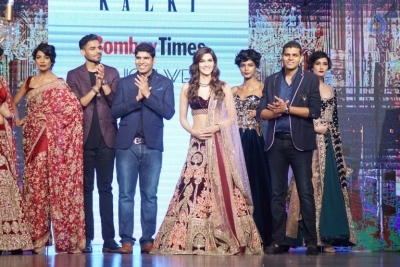 Kriti Sanon at Bomby Times Fashion Week 2017 - 1 of 21