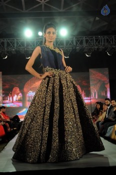 Manasvi Mamgai at Charmi Shah Fashion Event - 11 of 21