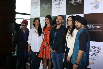 Model Audition Of LFW 2017  With Jury Pooja Hedge Photos - 6 of 34