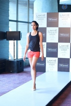 Model Audition Of LFW 2017  With Jury Pooja Hedge Photos - 19 of 34
