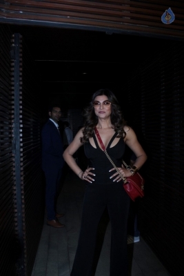 Priyanka Chopra Host Success Party of Ventilator Movie - 33 of 42