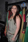 rani-mukherjee-inaugurates-designer-sabyasachi-store