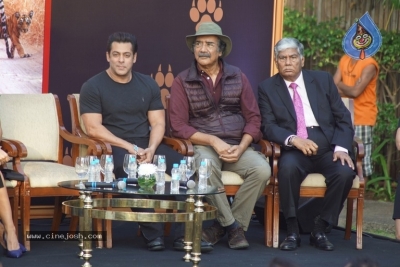 Salman Khan And Katrina Kaif At Bina Kak Book Launch - 2 of 20
