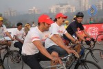 Salman Khan, Neetu Chandra at Mumbai Cyclothon - 3 of 34