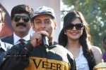 Salman Khan,Zarine Khan At Veer Exhibition Race - 17 of 43