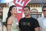 Salman Khan,Zarine Khan At Veer Exhibition Race - 30 of 43