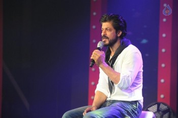 Shah Rukh Khan 50th Birthday Celebrations - 3 of 39